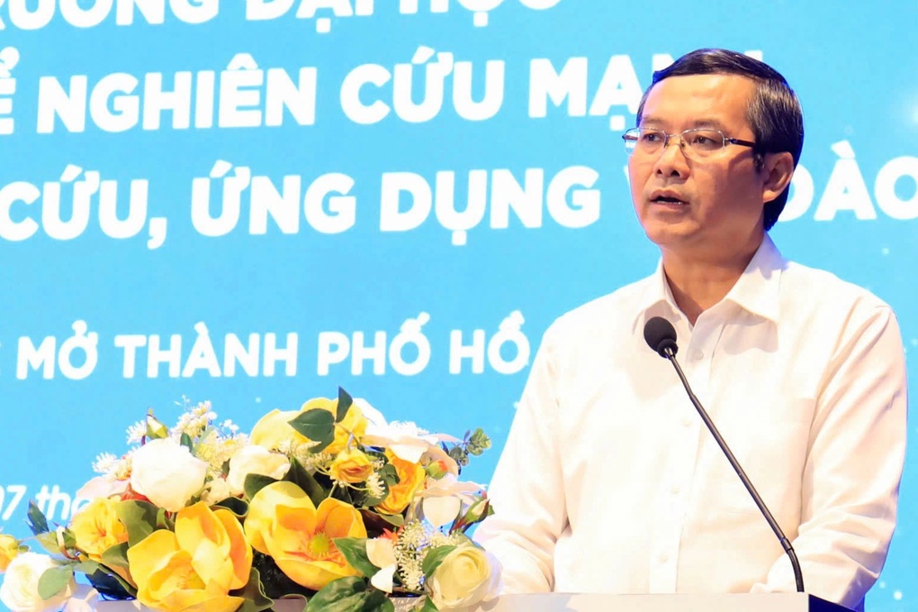 Đầu tư phát triển ít nhất 2 đại học tinh hoa đẳng cấp quốc tế - 3 Đầu tư phát triển ít nhất 2 đại học tinh hoa đẳng cấp quốc tế - 3