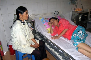 Hy hữu sản phụ mổ 4 lần, truyền hơn 16 lít máu