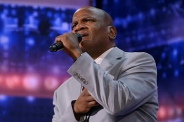 “Không thể quên” giọng hát của người tù bị kết án oan suốt 37 năm