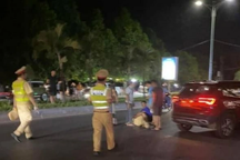 Tông ngã CSGT khi bị dừng xe kiểm tra nồng độ cồn