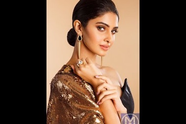 Nhan sắc hoàn hảo của hoa hậu Ấn Độ