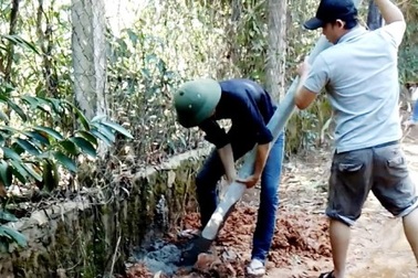 Ngang nhiên “cướp” đường công cộng tại Kiên Giang: Công an "quên" xử lý hành vi huỷ hoại tài sản?