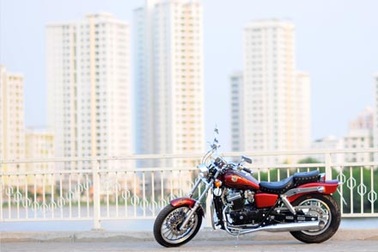 Xe máy Việt Nam giá 76 triệu đồng