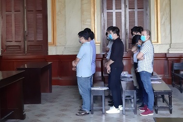 Lãnh án vì nhập lậu "rác thải" công nghiệp