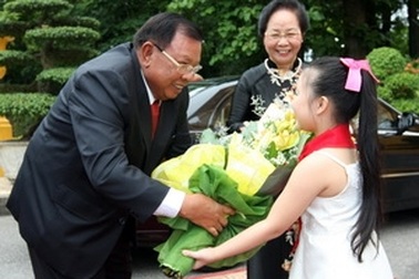 Phó Chủ tịch nước Lào thăm chính thức Việt Nam 