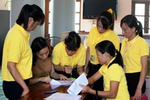 Ưu tiên tuyển dụng lao động nghèo sang Hàn Quốc làm việc thời vụ