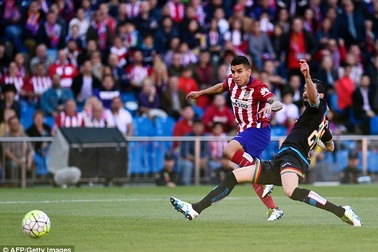 Thắng trận derby Madrid, Atletico tiếp tục bám đuổi Barcelona