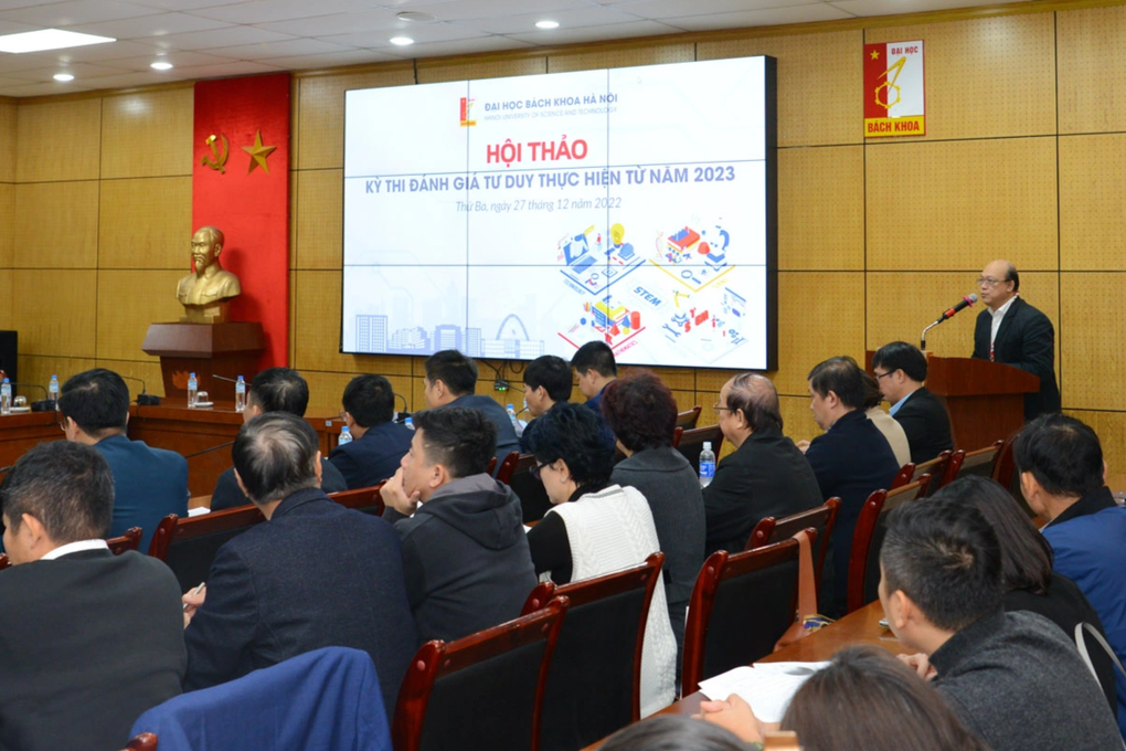 Năm 2023, thí sinh thi đánh giá tư duy trắc nghiệm trên máy tính - 1 Năm 2023, thí sinh thi đánh giá tư duy trắc nghiệm trên máy tính - 1