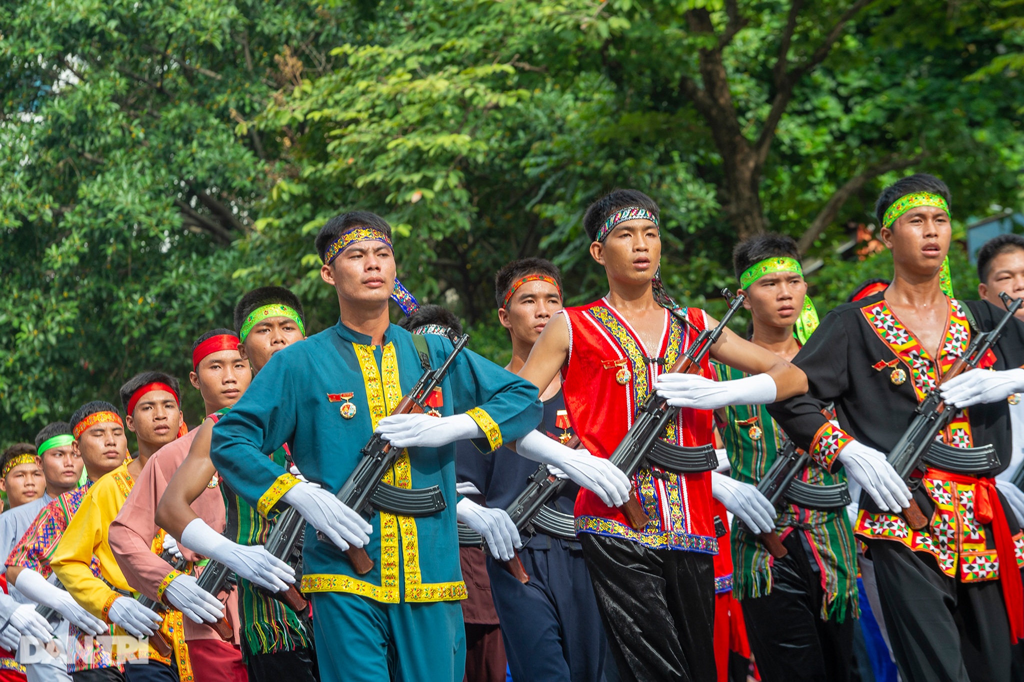 Ngắm Lễ diễu binh hùng tráng, rộn ràng đường phố Thủ đô dịp Quốc khánh 2015 - 29 Ngắm Lễ diễu binh hùng tráng, rộn ràng đường phố Thủ đô dịp Quốc khánh 2015 - 29