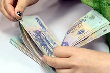 Có được trích lương để giữ chân người lao động?