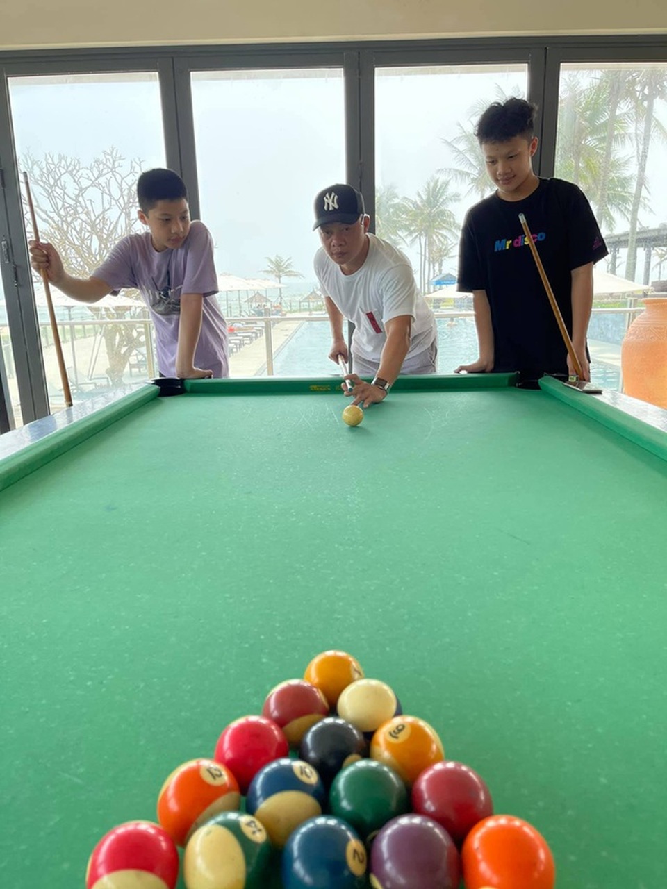 MC Quang Minh: Tôi chăm 3 con trai ở Hà Nội, vợ lo cậu cả ở Đà Nẵng! - 6 MC Quang Minh: Tôi chăm 3 con trai ở Hà Nội, vợ lo cậu cả ở Đà Nẵng! - 6