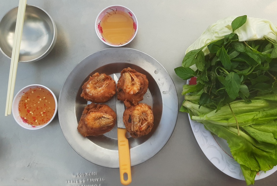 Về xứ chùa Dơi thưởng thức món bánh cống béo, giòn tuyệt ngon - 3 Về xứ chùa Dơi thưởng thức món bánh cống béo, giòn tuyệt ngon - 3