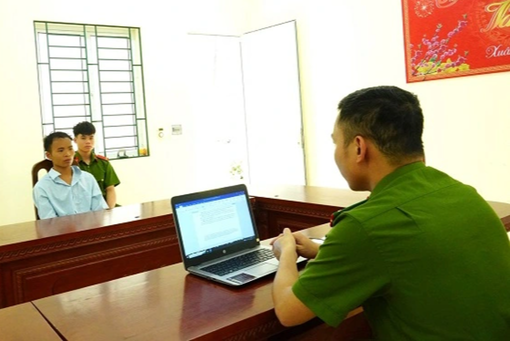 Hà Giang: Bắt khẩn cấp đối tượng giao cấu với người dưới 16 tuổi - 1 Hà Giang: Bắt khẩn cấp đối tượng giao cấu với người dưới 16 tuổi - 1