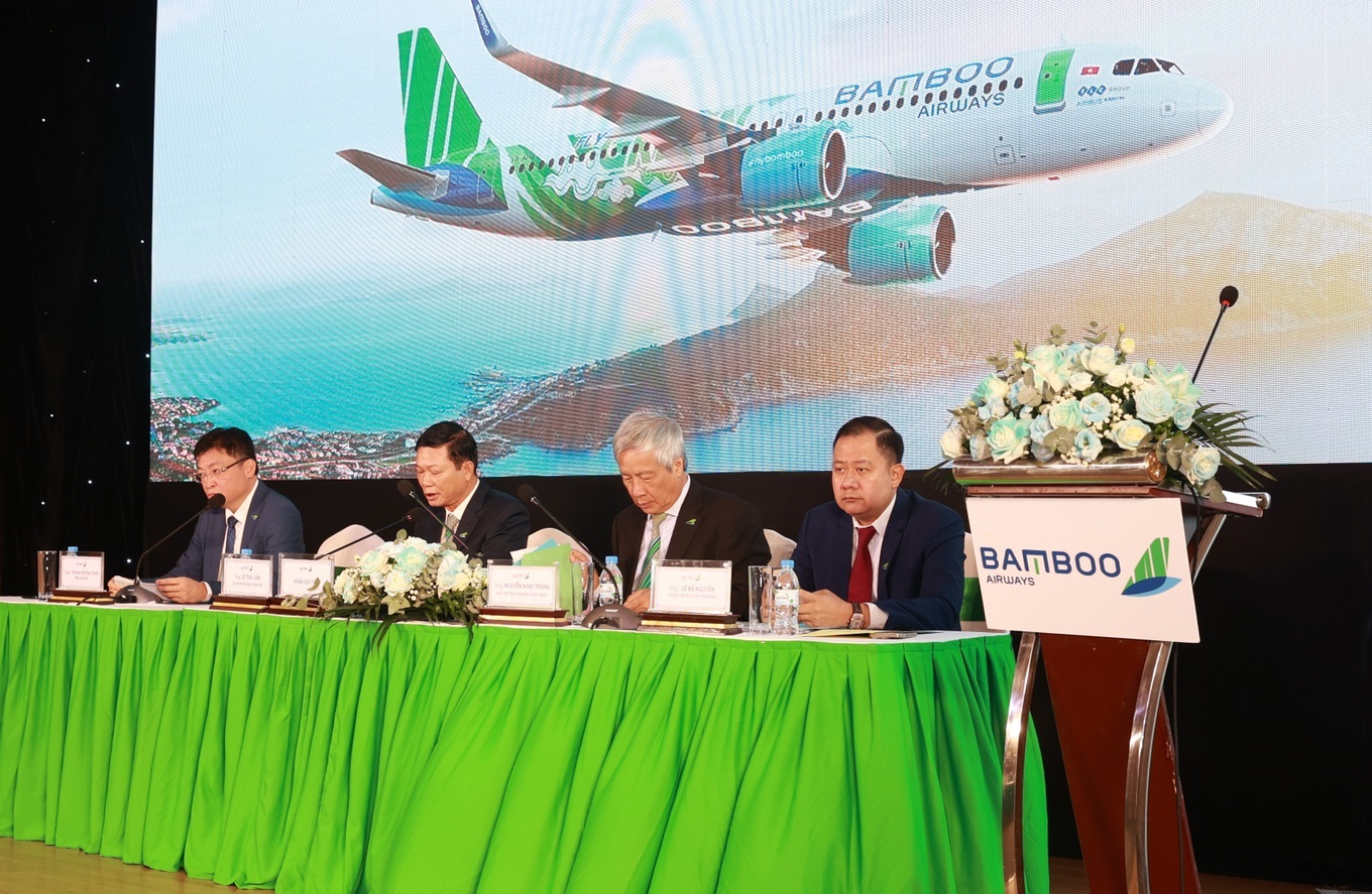 Vingroup lập thêm công ty về người máy; FLC tiếp quản lại Bamboo Airways - 1