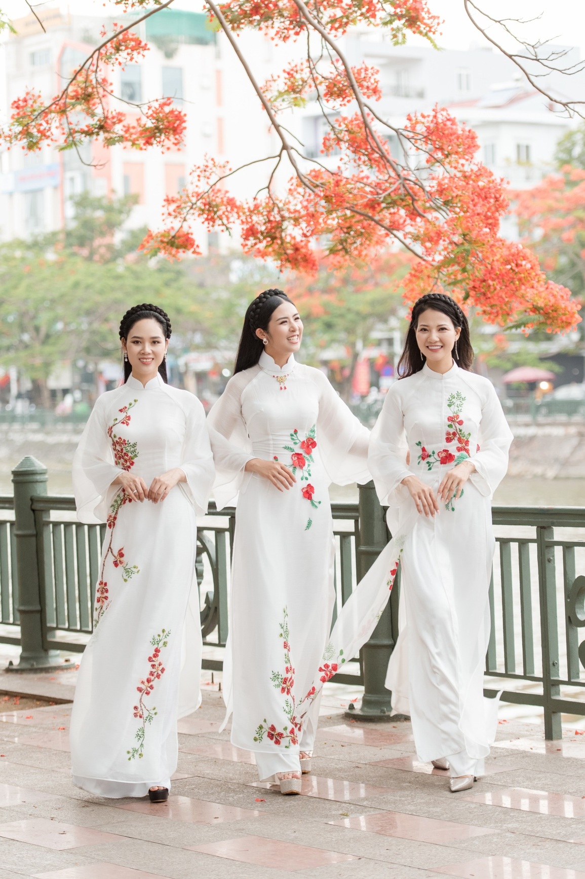 Hoa hậu Trần Thị Quỳnh tái xuất sau thời gian dài vắng bóng - 5 Hoa hậu Trần Thị Quỳnh tái xuất sau thời gian dài vắng bóng - 5