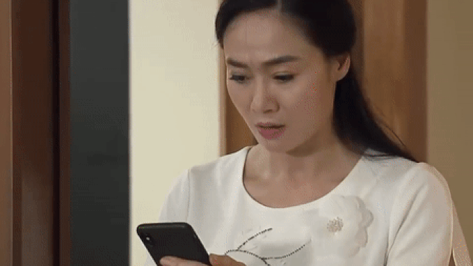 "Đừng bắt em phải quên" tập 26: Ngân đòi chia tay khi nhận được loạt ảnh nhạy cảm của chồng và "tiểu tam" - Ảnh 2. "Đừng bắt em phải quên" tập 26: Ngân đòi chia tay khi nhận được loạt ảnh nhạy cảm của chồng và "tiểu tam" - Ảnh 2.
