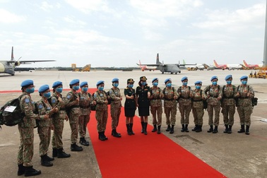 Lực lượng "mũ nồi xanh" Việt Nam lên đường tới tâm dịch Covid-19