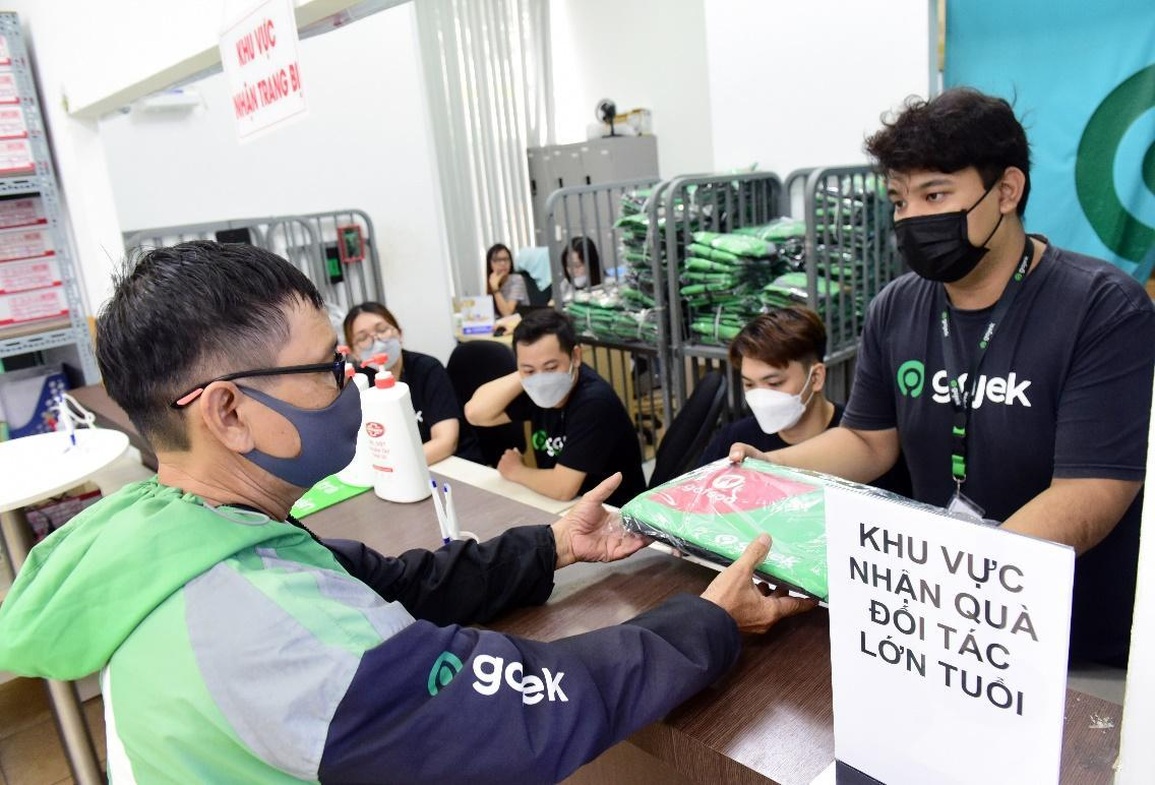 Gojek triển khai chương trình tri ân tài xế lớn tuổi - 4 Gojek triển khai chương trình tri ân tài xế lớn tuổi - 4