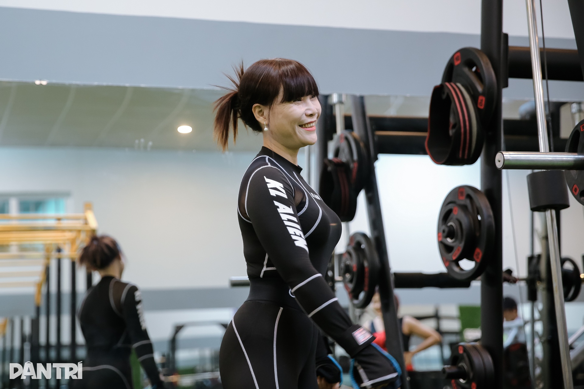 Bà nội U60 có vóc dáng nóng bỏng nhờ 8 năm tập gym - 1 Bà nội U60 có vóc dáng nóng bỏng nhờ 8 năm tập gym - 1
