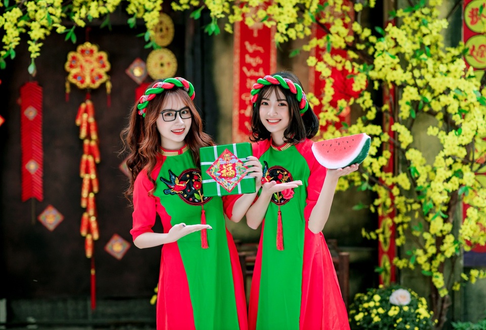Đôi bạn thân xinh xắn khoe ảnh rộn ràng đón Tết sớm - 6 Đôi bạn thân xinh xắn khoe ảnh rộn ràng đón Tết sớm - 6