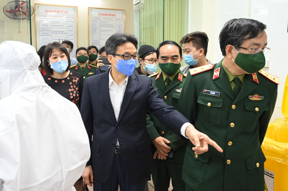 Phó Thủ tướng Vũ Đức Đam: Nghiên cứu vắc xin Covid-19 phải bước thật nhanh - 3 Phó Thủ tướng Vũ Đức Đam: Nghiên cứu vắc xin Covid-19 phải bước thật nhanh - 3