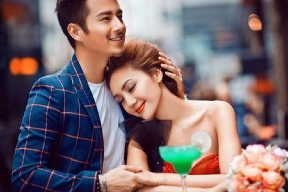 Hai năm sau chia tay, cô gái bất đắc dĩ trở thành bồ của người yêu cũ - 1 Hai năm sau chia tay, cô gái bất đắc dĩ trở thành bồ của người yêu cũ - 1
