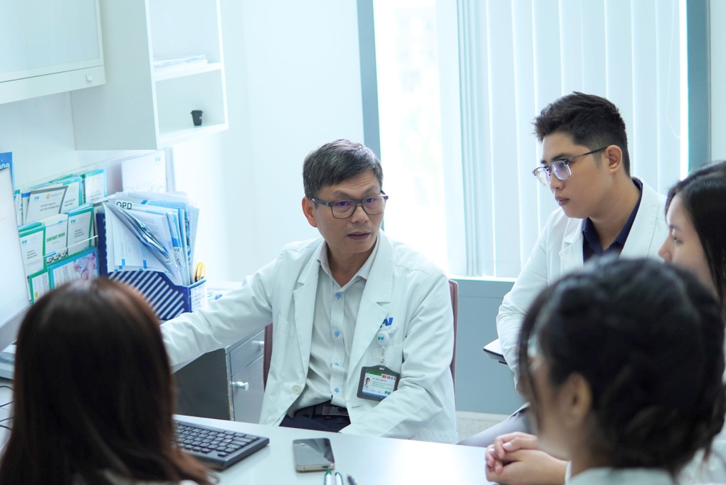 BS.CKII Trần Lương Anh: Chuyên trị chấn thương sọ não, u não và bệnh lý cột sống - 5 BS.CKII Trần Lương Anh: Chuyên trị chấn thương sọ não, u não và bệnh lý cột sống - 5