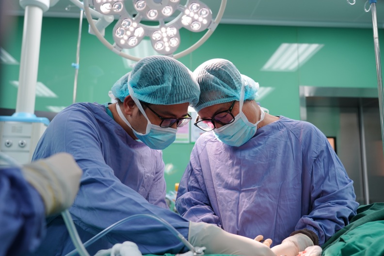 Phân biệt giữa đau bụng do sỏi với bệnh tiêu hóa