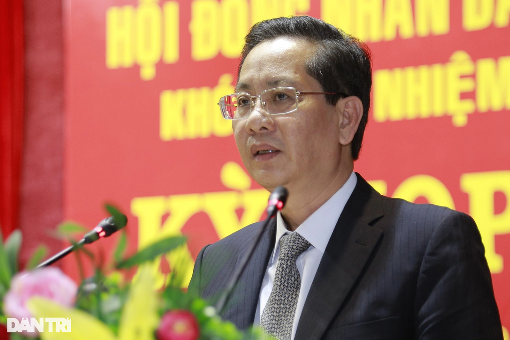 Ở nhà xã hội nhưng đi xe hơi, còn khiếu nại sao không có chỗ đỗ xe - 4 Ở nhà xã hội nhưng đi xe hơi, còn khiếu nại sao không có chỗ đỗ xe - 4