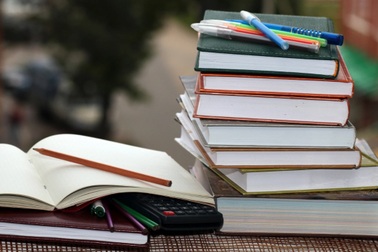 Bớt học thêm hay bớt học đi?