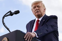 Tổng thống Trump: “Chỉ có bầu cử gian lận mới khiến tôi thất bại”