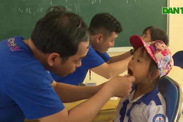 Hơn 2.000 học sinh ở Phú Yên được chăm sóc sức khỏe răng miệng