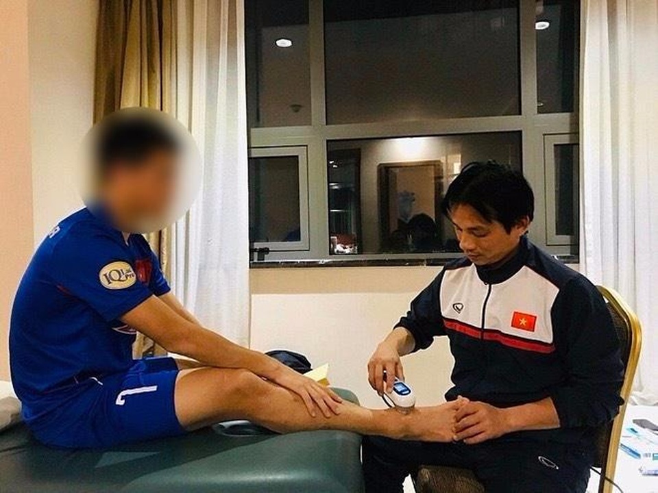 Tài Phát Sport - Talkshow cùng BS Nguyễn Trọng Thủy về “Bệnh cột sống - Nguy cơ trẻ hóa và mối lo không của riêng ai” - 3 Tài Phát Sport - Talkshow cùng BS Nguyễn Trọng Thủy về “Bệnh cột sống - Nguy cơ trẻ hóa và mối lo không của riêng ai” - 3