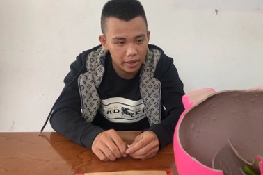 Thanh niên 18 tuổi trộm heo đất của hàng xóm