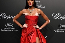 Người mẫu bạch biến nổi bật trong tiệc tại Cannes