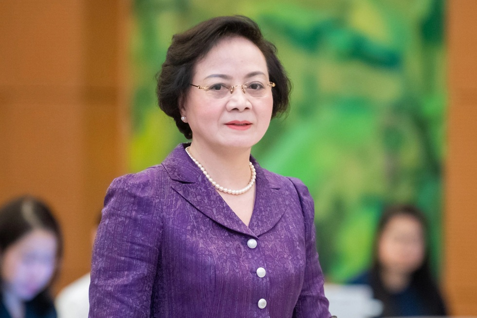 Bộ trưởng sốt ruột việc nhiều phòng ban ở xã làm số lượng lãnh đạo vọt lên - 1 Bộ trưởng sốt ruột việc nhiều phòng ban ở xã làm số lượng lãnh đạo vọt lên - 1