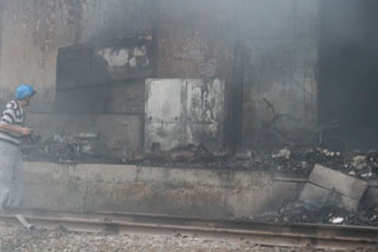 Khởi tố vụ cháy kho hàng ga Giáp Bát