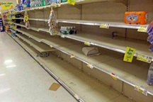 Dân Qatar “vét sạch” đồ ăn trong siêu thị vì lo sợ khủng hoảng