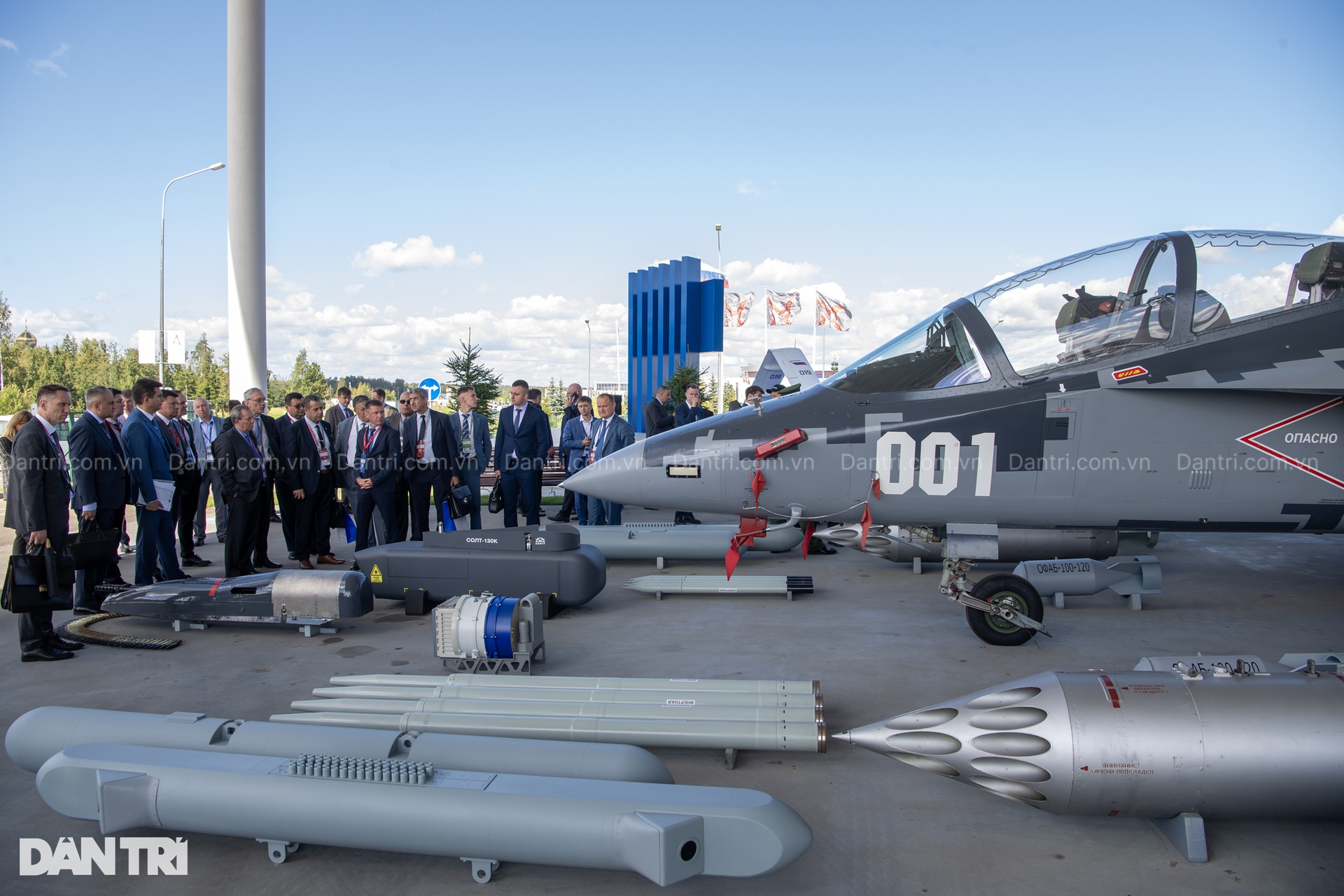 Nga hé lộ phiên bản nâng cấp máy bay Yak-130 có trong Không quân Việt Nam - 1 Nga hé lộ phiên bản nâng cấp máy bay Yak-130 có trong Không quân Việt Nam - 1