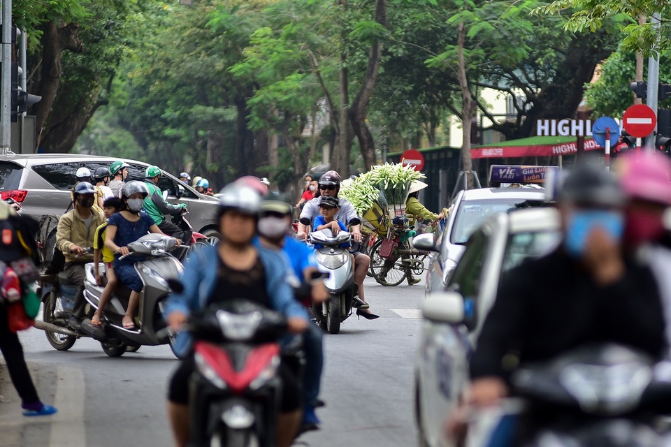“Gánh hàng rong vẫn là một nét đặc trưng của văn hóa Hà Nội” - 10 “Gánh hàng rong vẫn là một nét đặc trưng của văn hóa Hà Nội” - 10