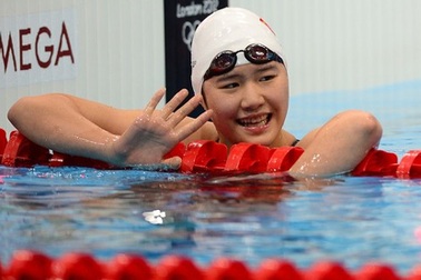 Kình ngư 16 tuổi người Trung Quốc lại phá kỷ lục