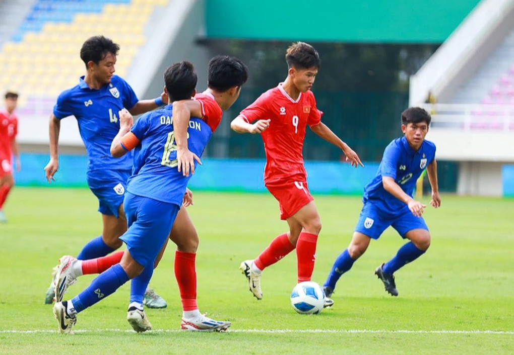 U16 Việt Nam thua ngược U16 Thái Lan ở bán kết giải Đông Nam Á - 1