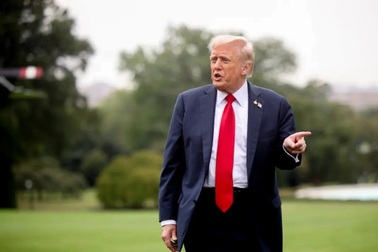 Điều gì xảy ra với trăm ngàn công chức liên bang khi Chính phủ Mỹ đóng cửa?