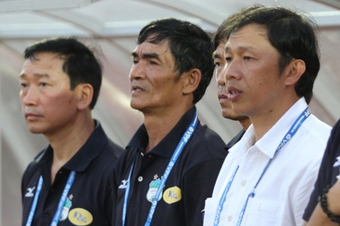 HLV HA Gia Lai phản ứng quyết định thổi phạt đền của trọng tài