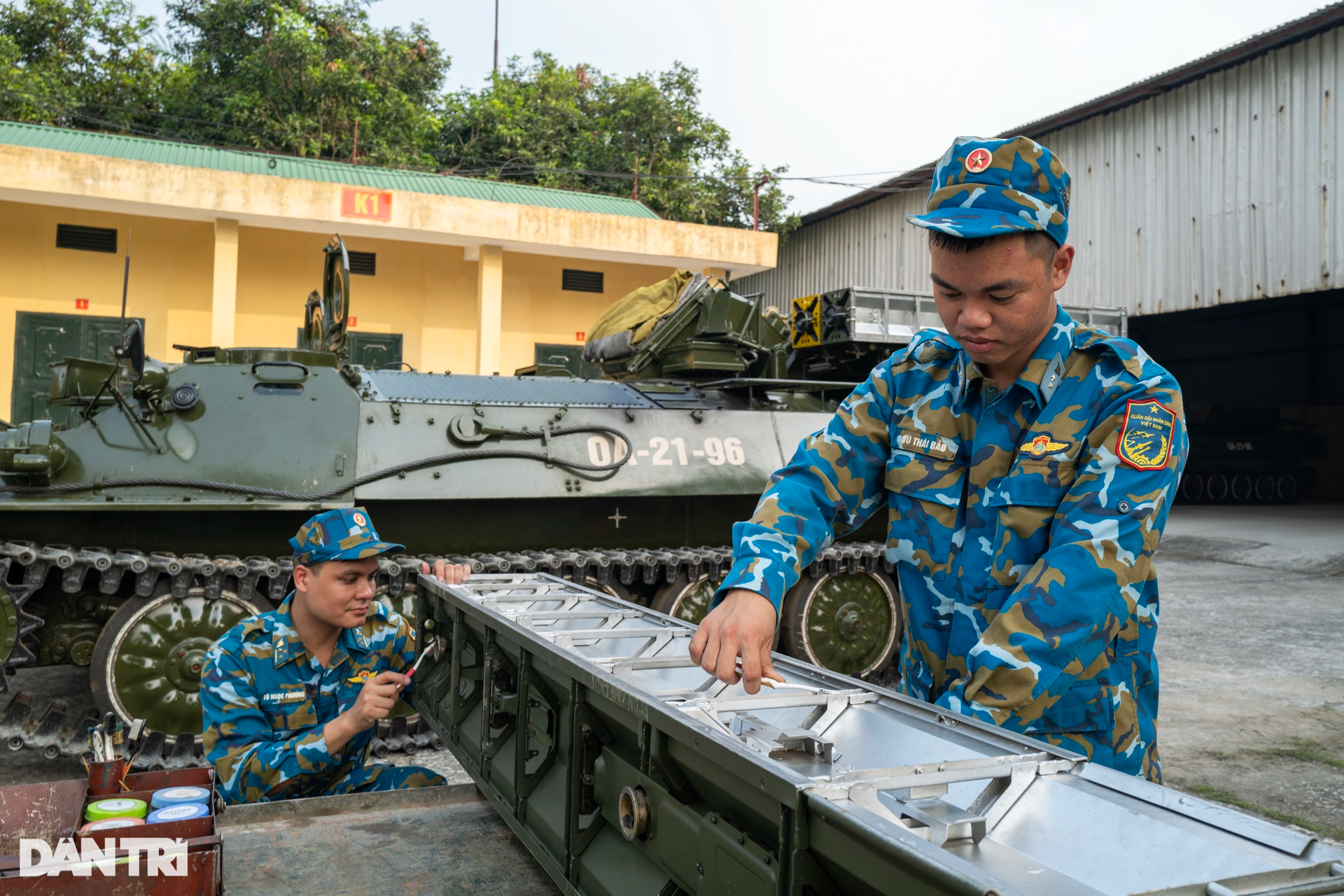 Một ngày huấn luyện tại Tiểu đoàn tên lửa bảo vệ sân bay Nội Bài - 9 Một ngày huấn luyện tại Tiểu đoàn tên lửa bảo vệ sân bay Nội Bài - 9