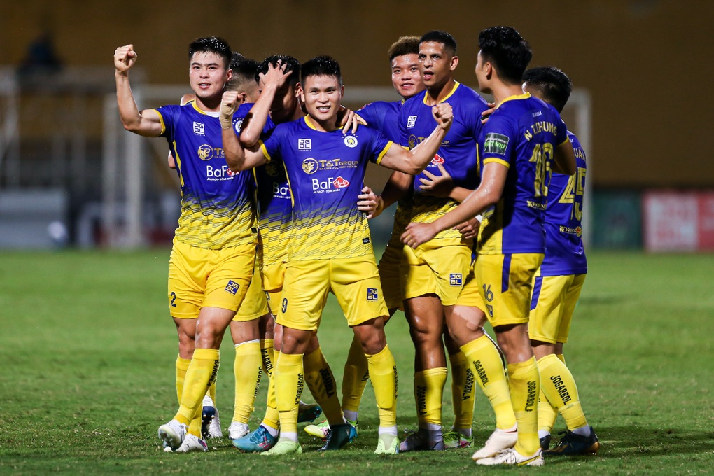 Tuấn Hải lập công, CLB Hà Nội thắng Nam Định tại Hàng Đẫy - 5