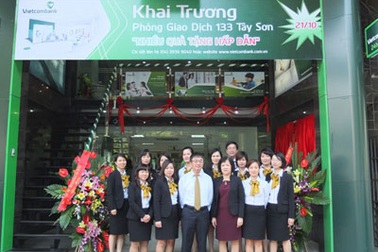 Vietcombank Ba Đình khai trương phòng giao dịch Tây Sơn