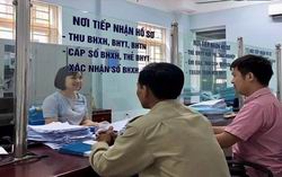 Cắt đóng BHXH tại xã để đóng tại doanh nghiệp có được không? - 1 Cắt đóng BHXH tại xã để đóng tại doanh nghiệp có được không? - 1