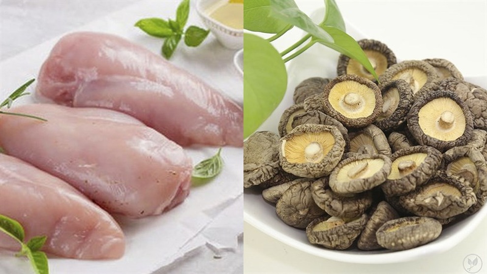 Ức gà cuộn nấm hương áp chảo cực ngon - 1 Ức gà cuộn nấm hương áp chảo cực ngon - 1