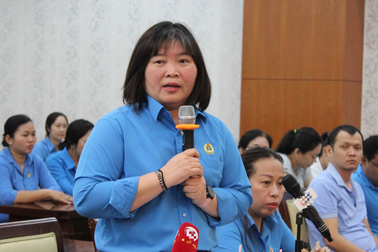 "Không thể khó khăn tí xíu là rút BHXH một lần"